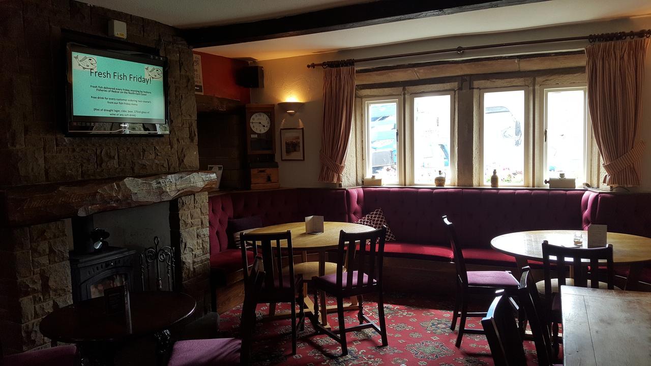 The Rose And Crown Otel Huddersfield Dış mekan fotoğraf